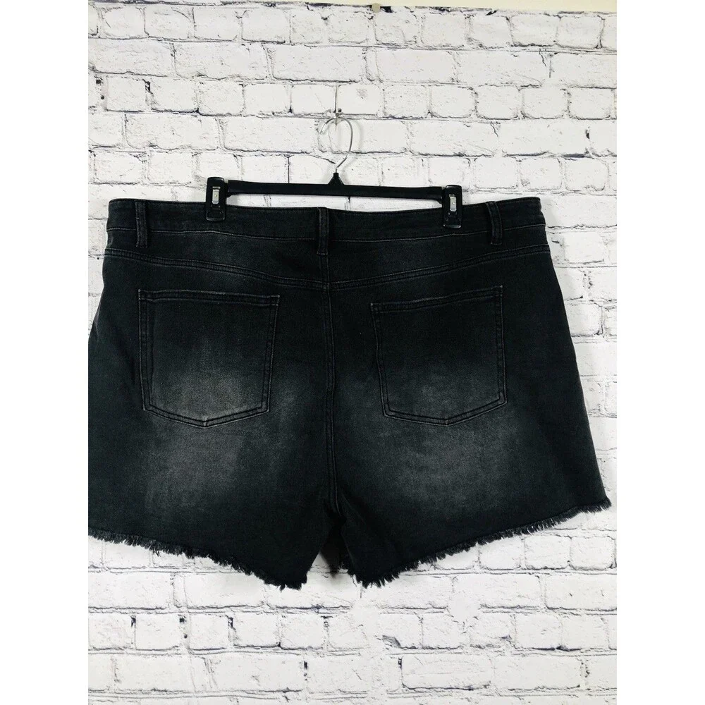 Terra & Sky Women High Rise Denim Shorts Frayed Hem Faded Black 24W NWT